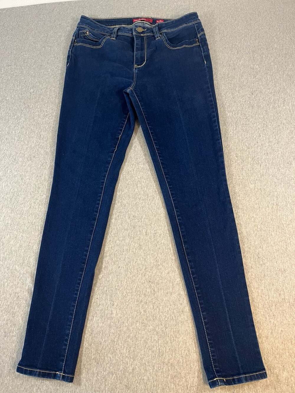 YMI Wanna Betta Butt? Mid Rise Dark Wash Skinny Jeans Women’s 11 (30X29)